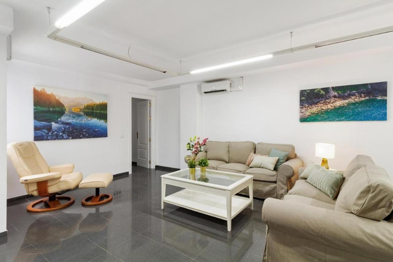 Amplio Piso En Atarazanas Appartement Málaga Buitenkant foto