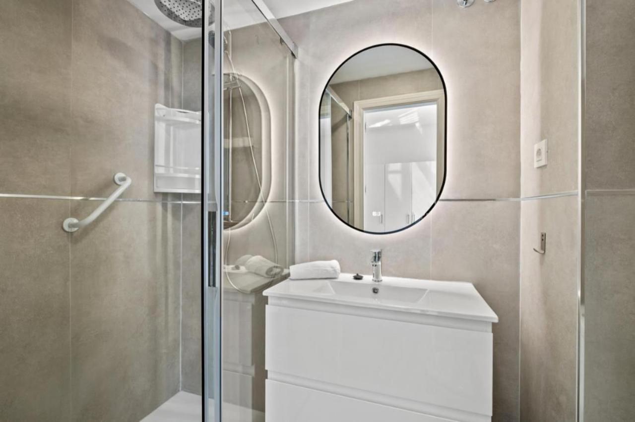 Amplio Piso En Atarazanas Appartement Málaga Buitenkant foto